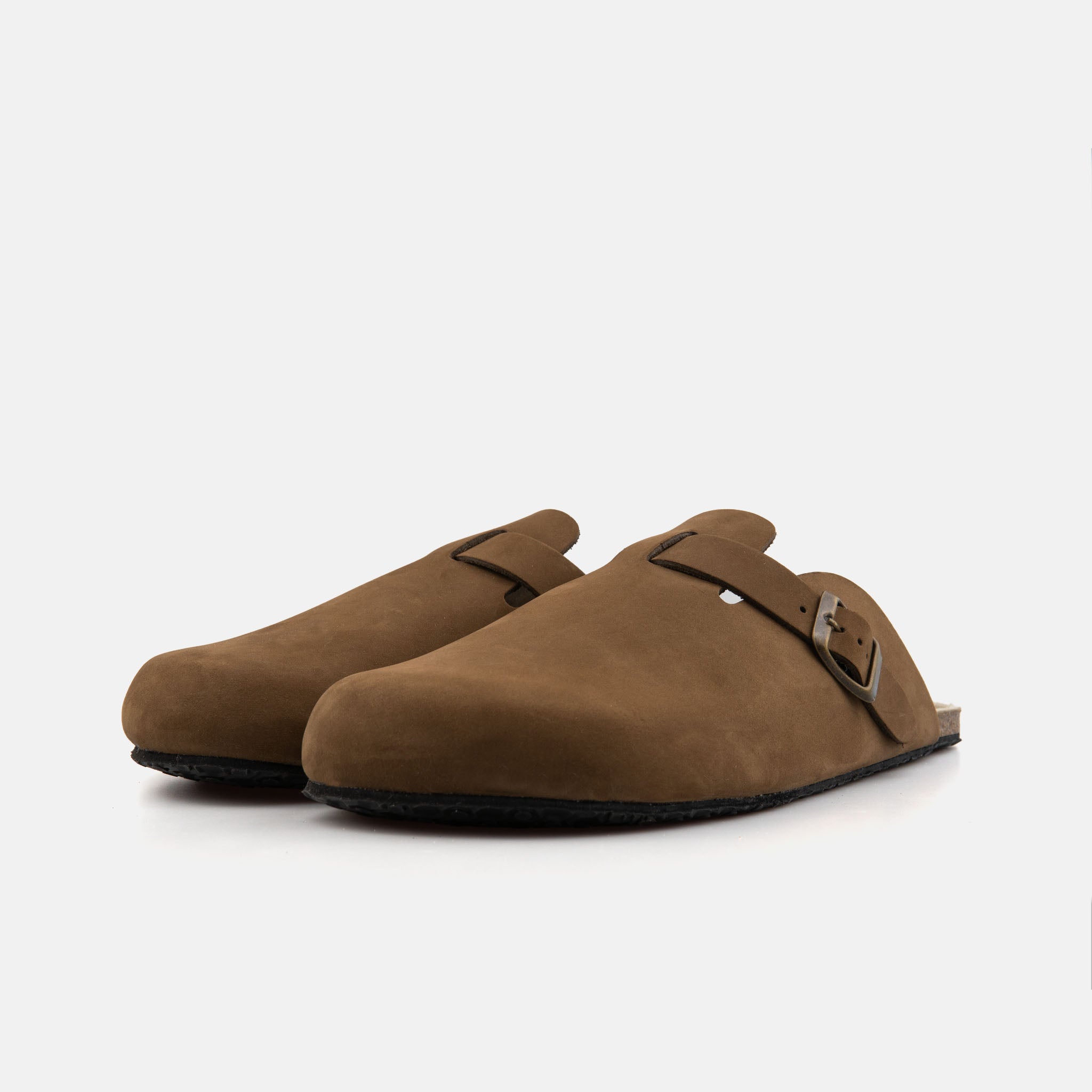 Barefoot Tobi Brown