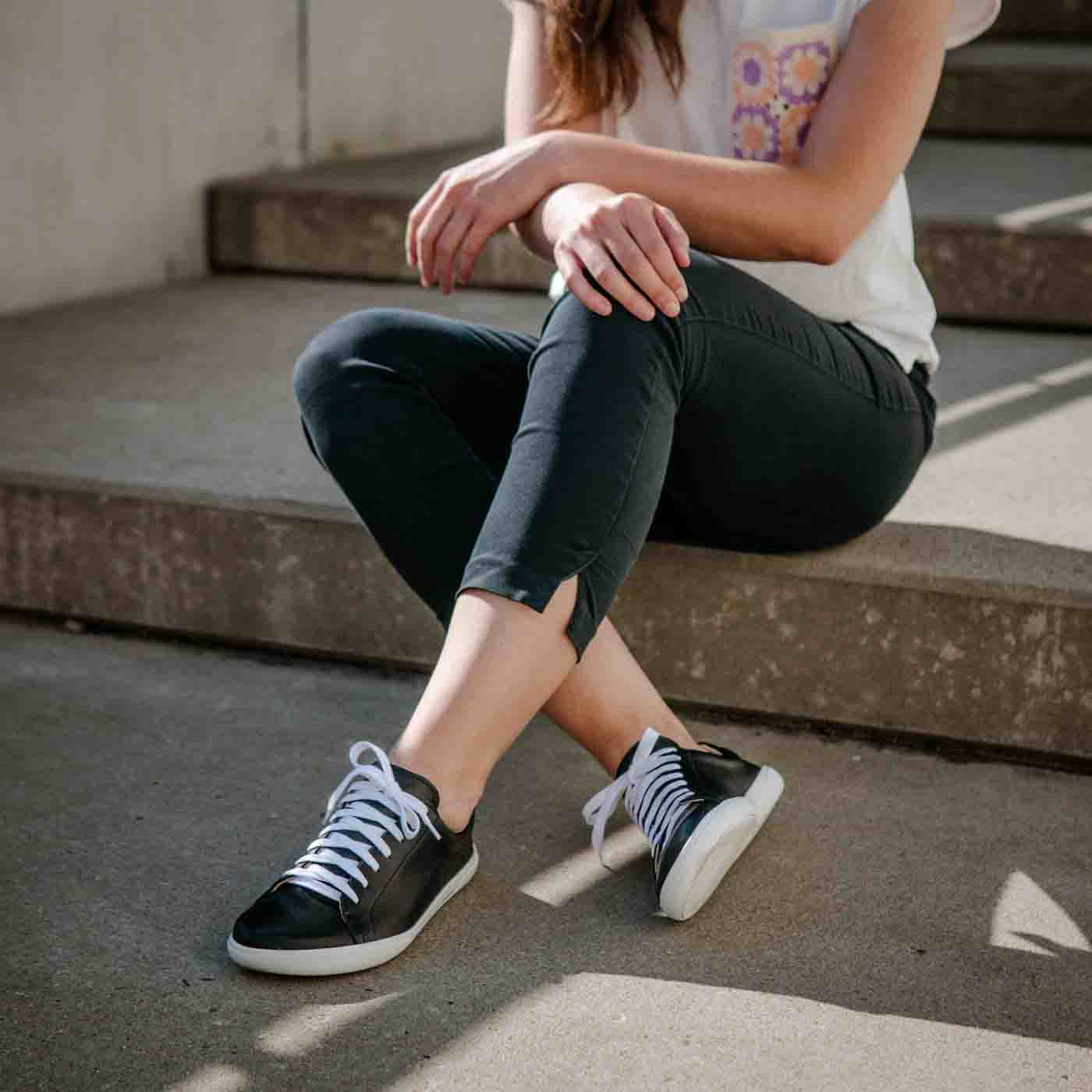 Barefoot Tommy Black