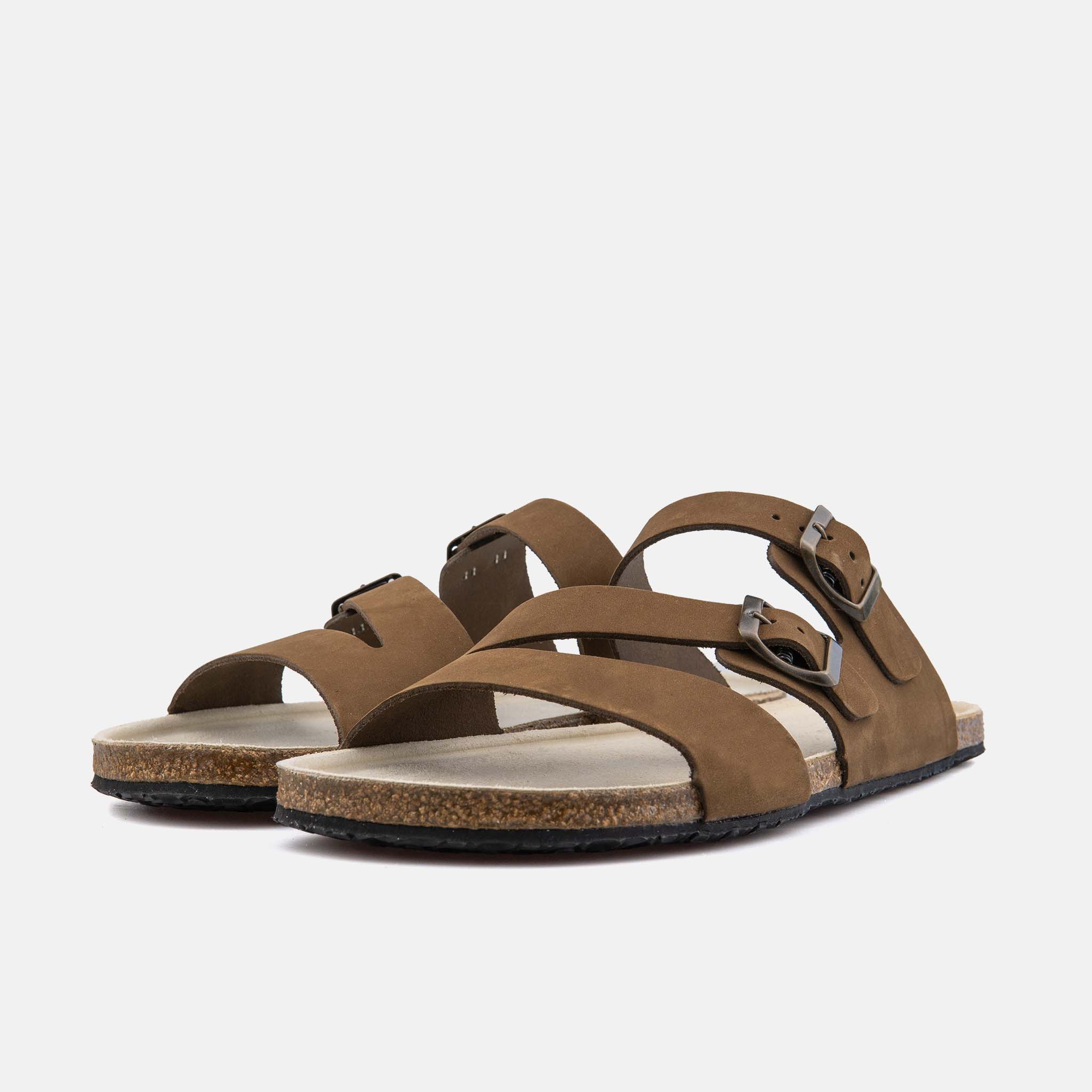 Barefoot Nella Brown