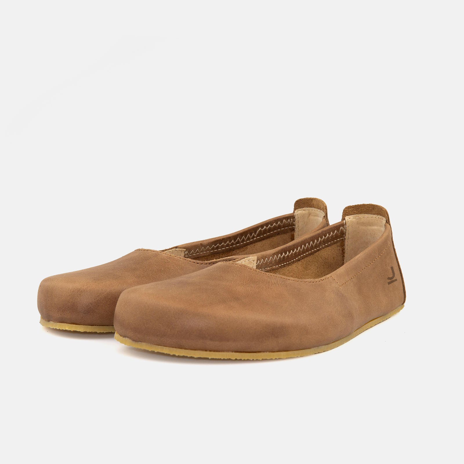 Barefoot Balerina Date